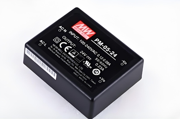 五軸聯(lián)動明緯電源為視覺賦能